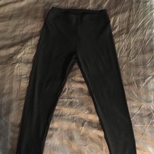 All black leggings